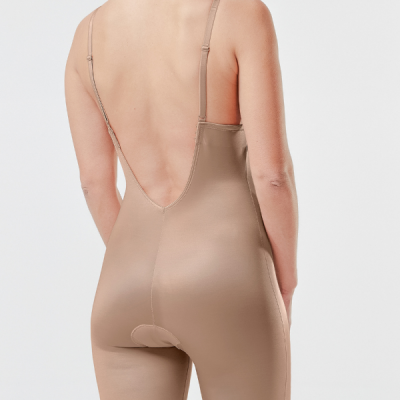 Faja de mujer con escote en U y pierna corta, Spanx. 